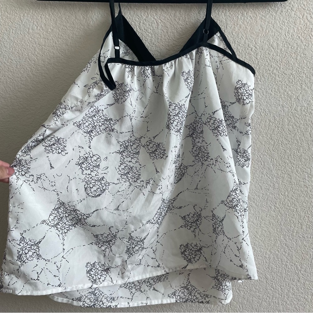 Print Tank Top - Picture 4 of 4